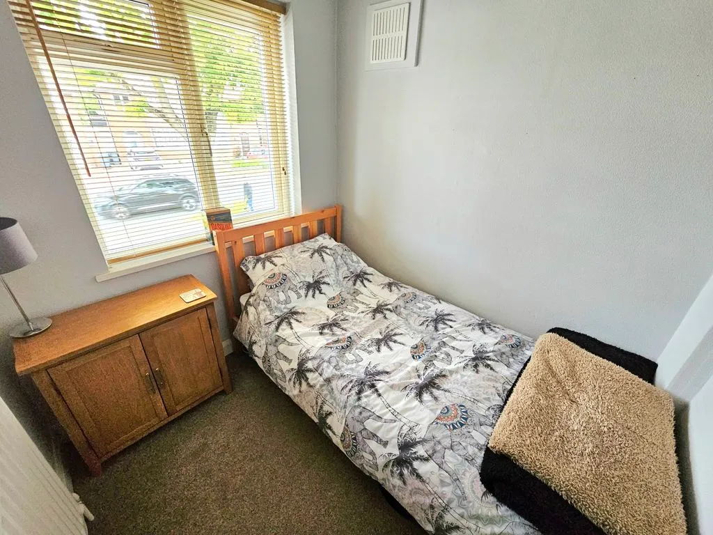 Roylesden Crescent, Sutton Coldfield, B73, photo 20