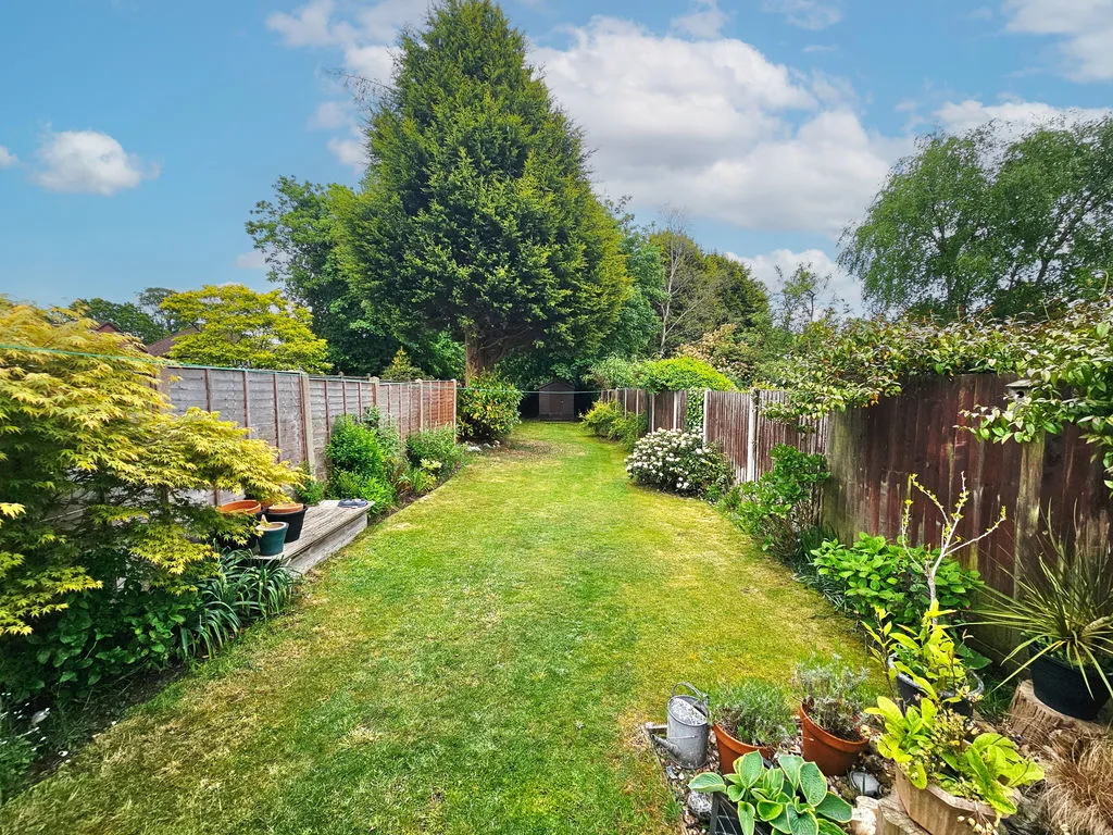 Roylesden Crescent, Sutton Coldfield, B73, photo 25
