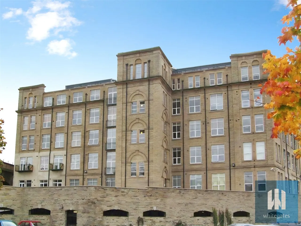1 bed flat to rent, Bradford Road, Dewsbury, WF13