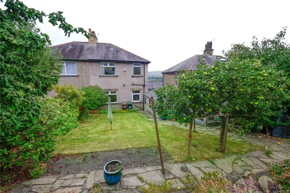 St. Aidans Road, Baildon, West Yorkshire, BD17, photo 5