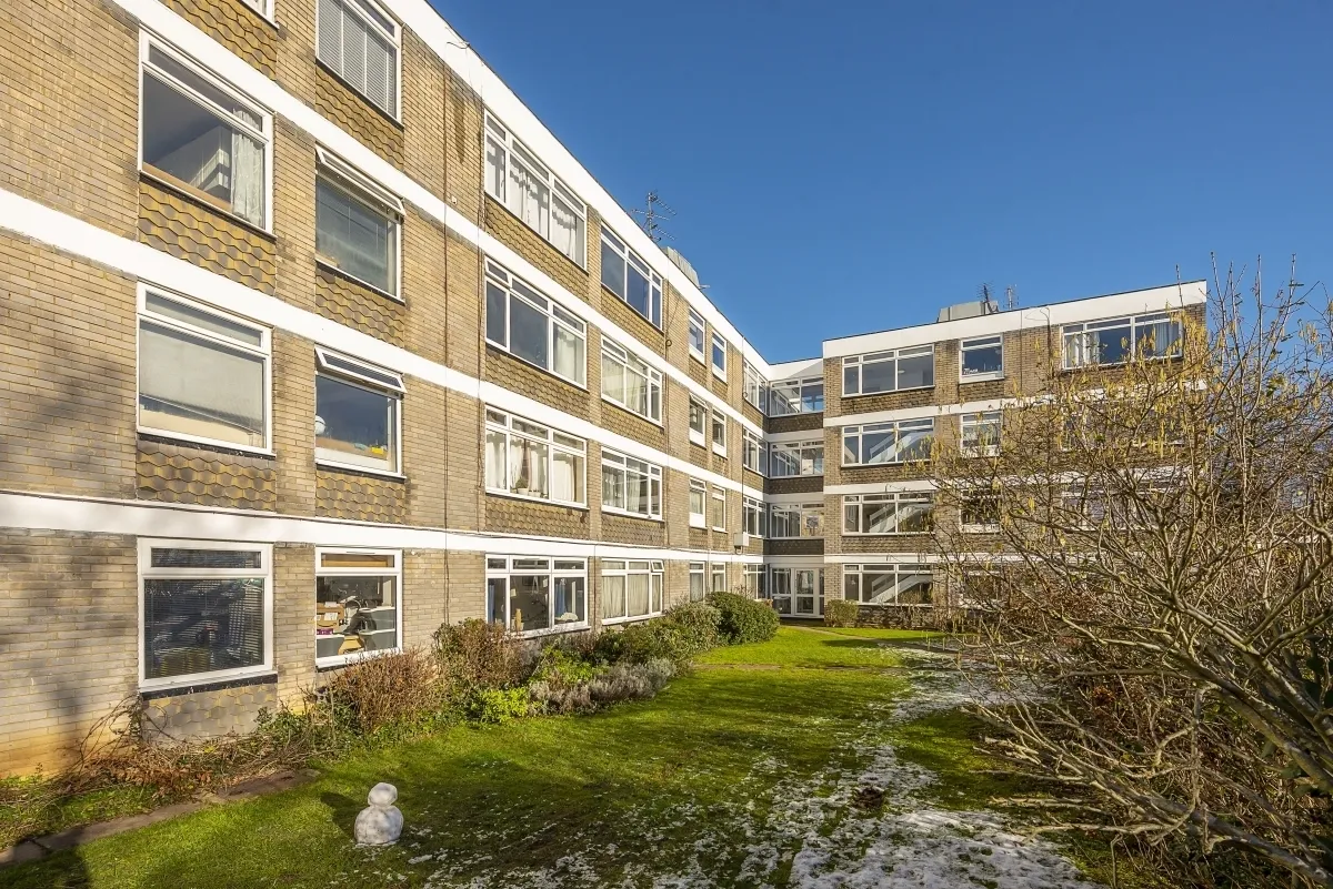 St. Mark's Hill KT6, photo 5