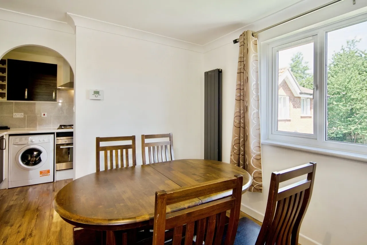 Green Pond Close, Walthamstow, E17, photo 3