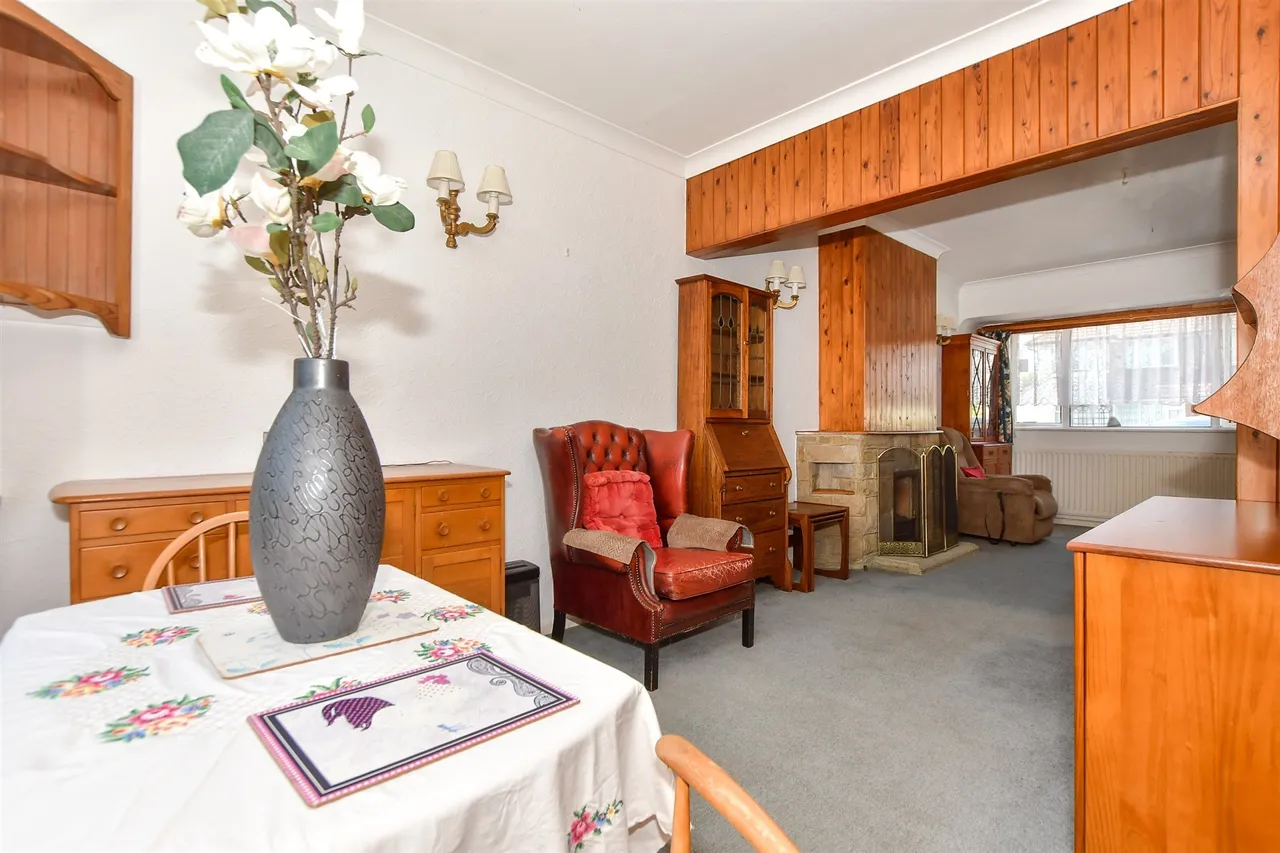 Chaseside Close, Romford, RM1, photo 7