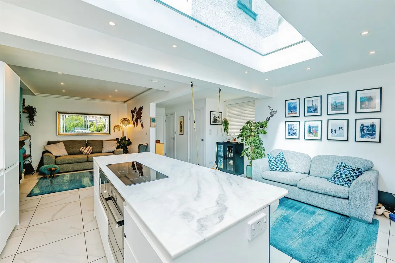 Severn Road, Porthcawl, CF36, photo 3