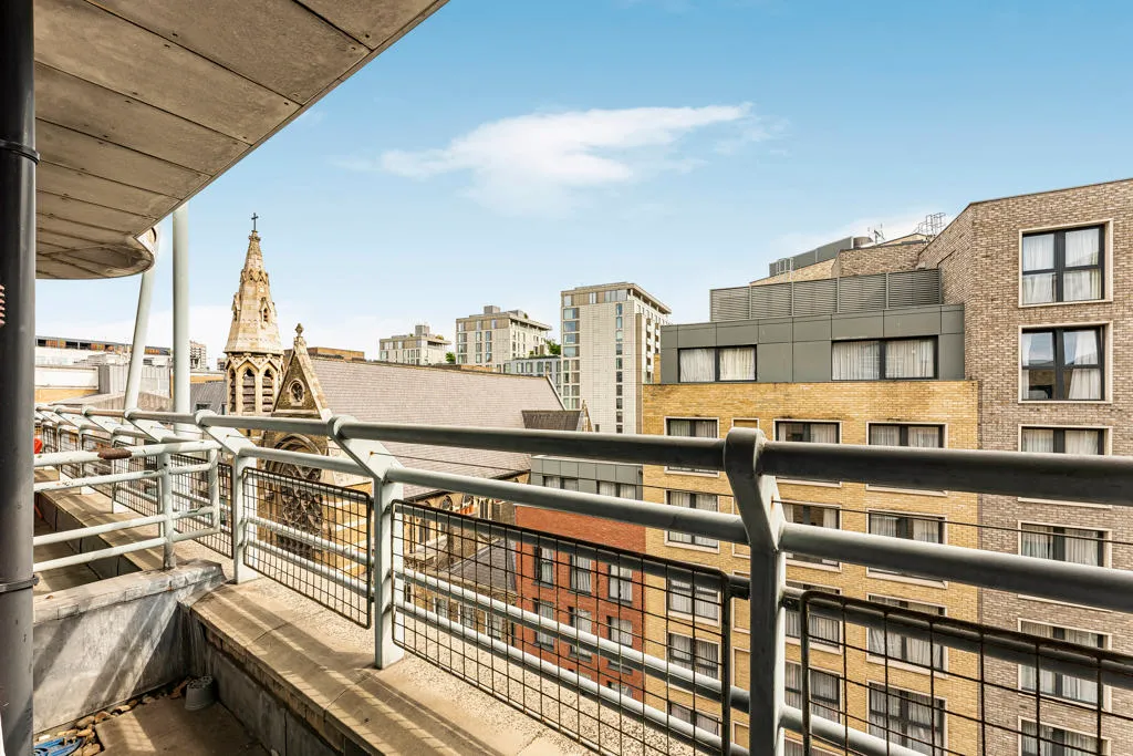 Mansell Street, Aldgate, E1, photo 4