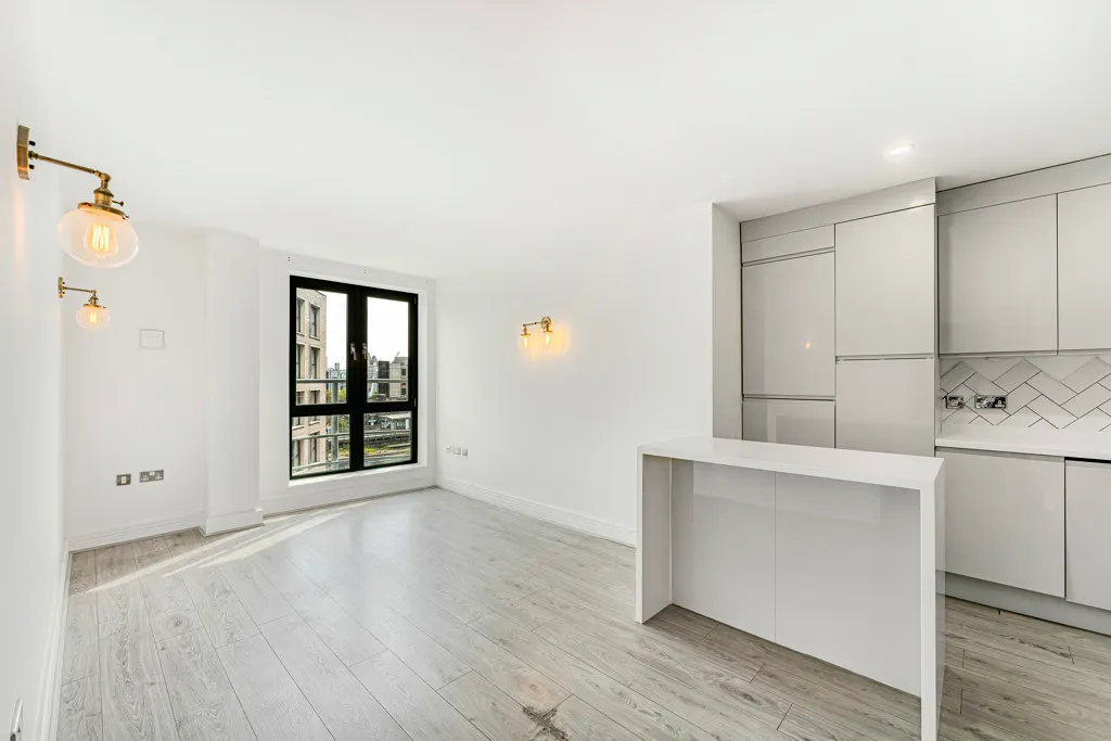 Mansell Street, Aldgate, E1, photo 5
