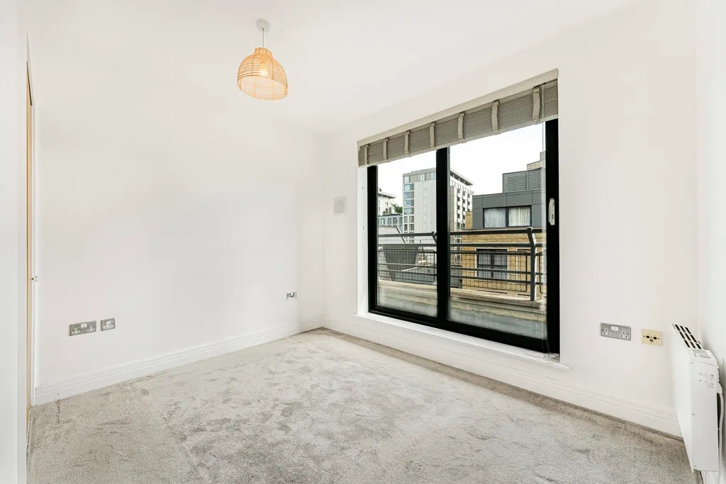 Mansell Street, Aldgate, E1, photo 8