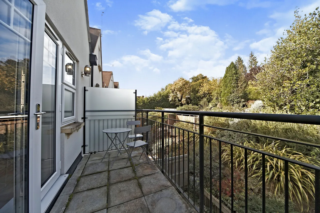 Woodcote Valley Road, Purley, CR8, photo 8