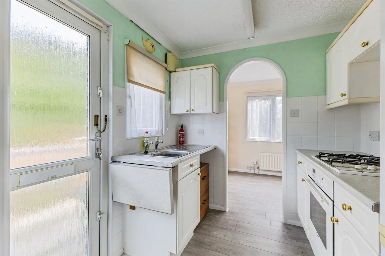 Totnes Road, Paignton, TQ4, photo 15