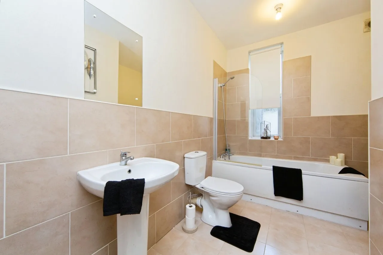 Beresford Road, Oxton, CH43, photo 10