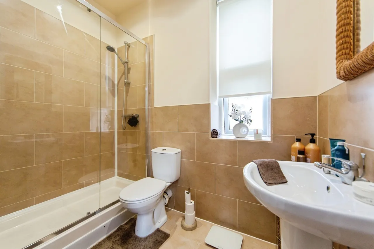 Beresford Road, Oxton, CH43, photo 8