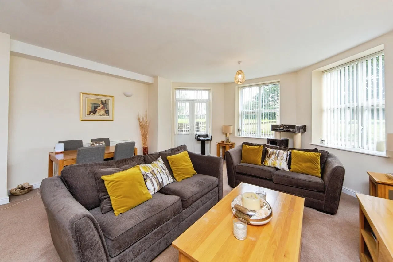 Beresford Road, Oxton, CH43, photo 2