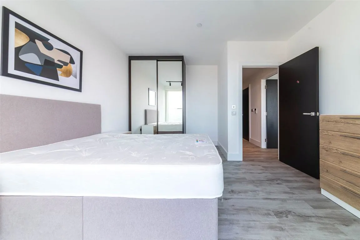 Portal Way, North Acton, photo 10