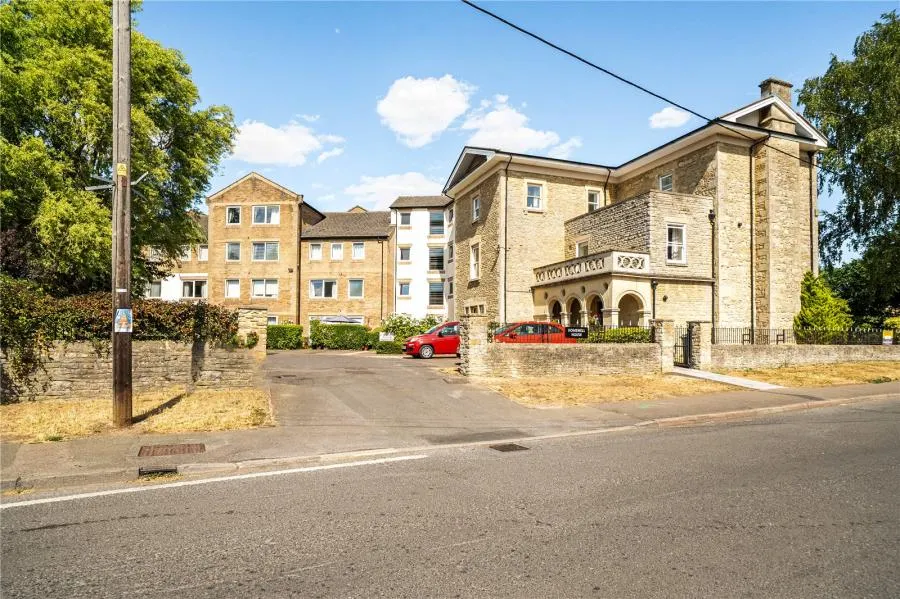 1 bed flat for sale, The Moors, Kidlington, OX5