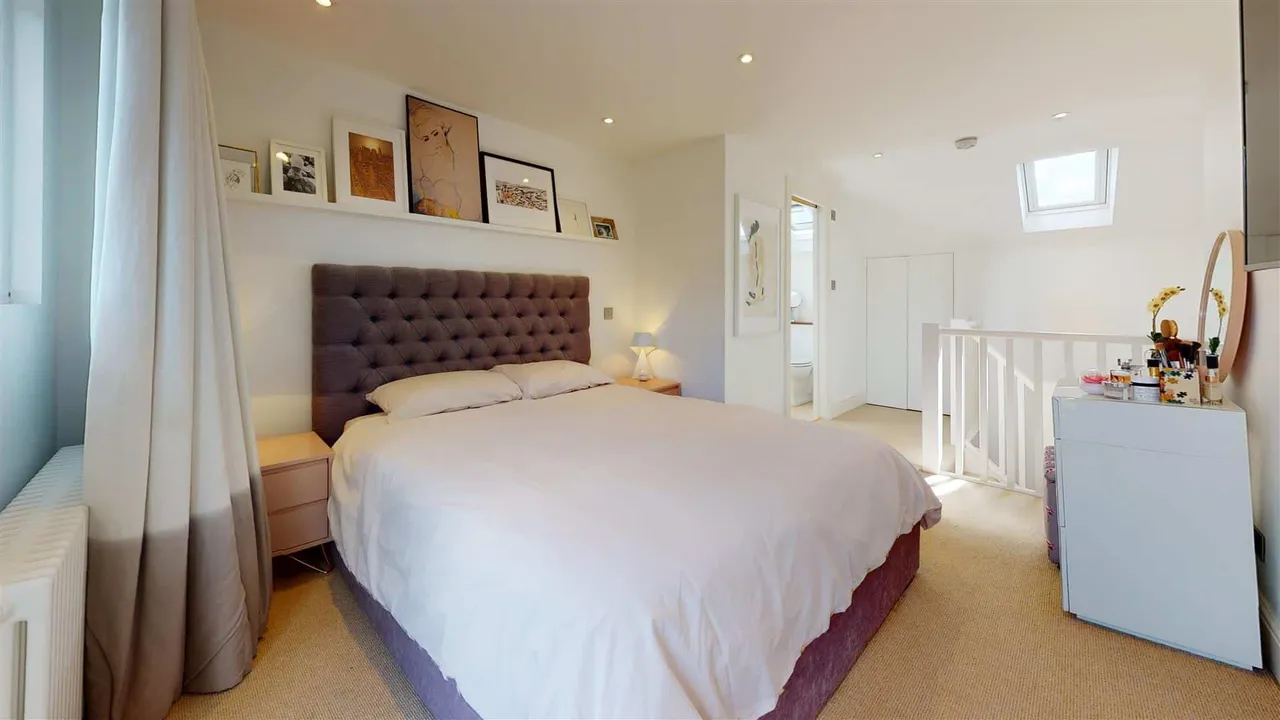 Meadow Road, Loughton, photo 9