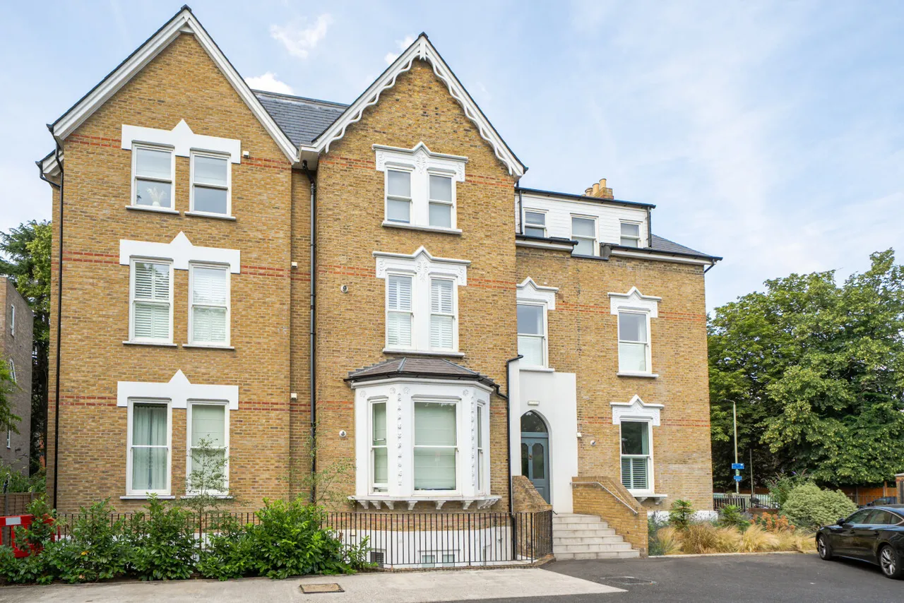 1 bed flat for sale, Copers Cope Road, Beckenham, BR3