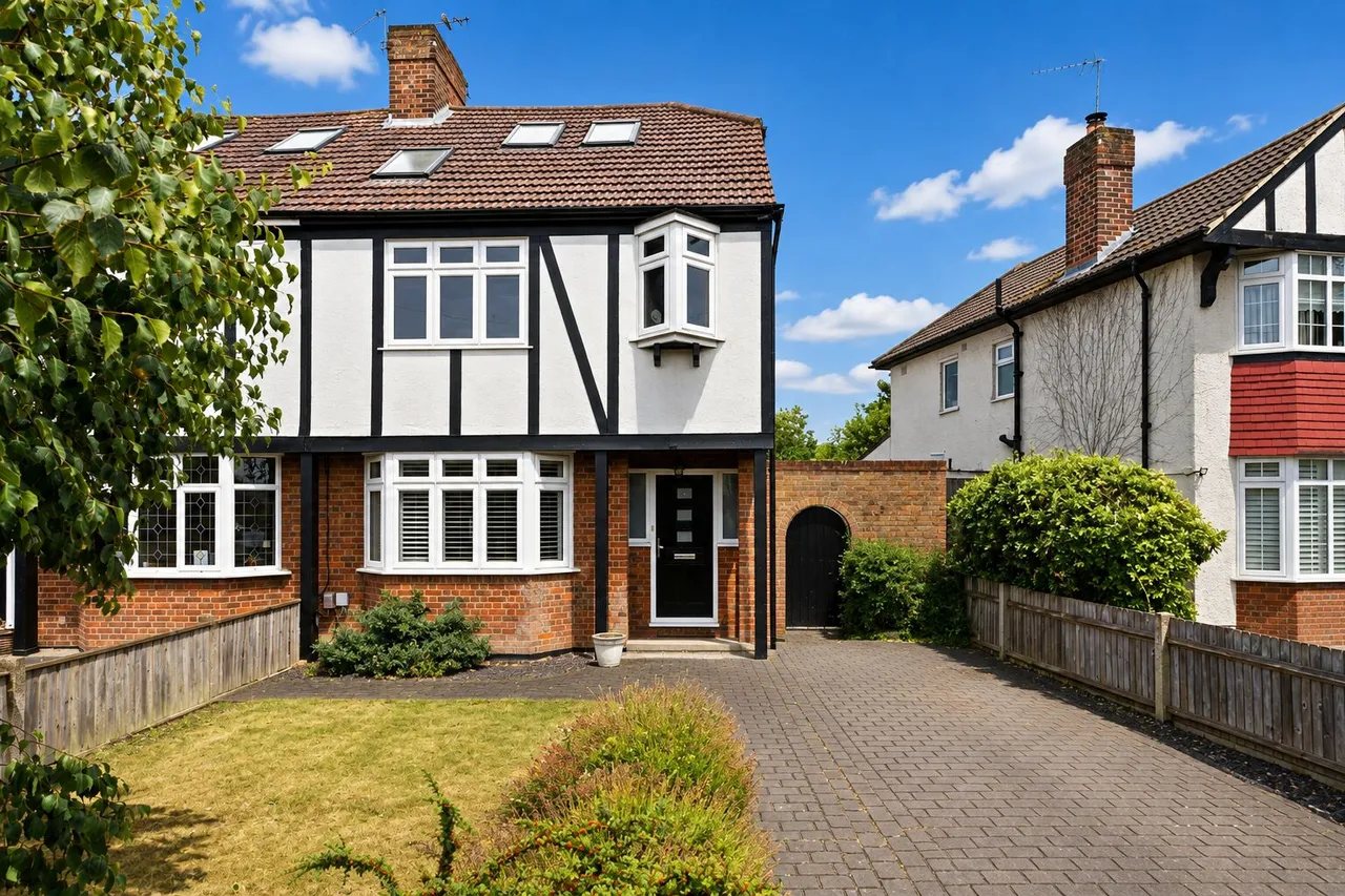 4 bed house for sale, Tavistock Avenue, St. Albans, AL1