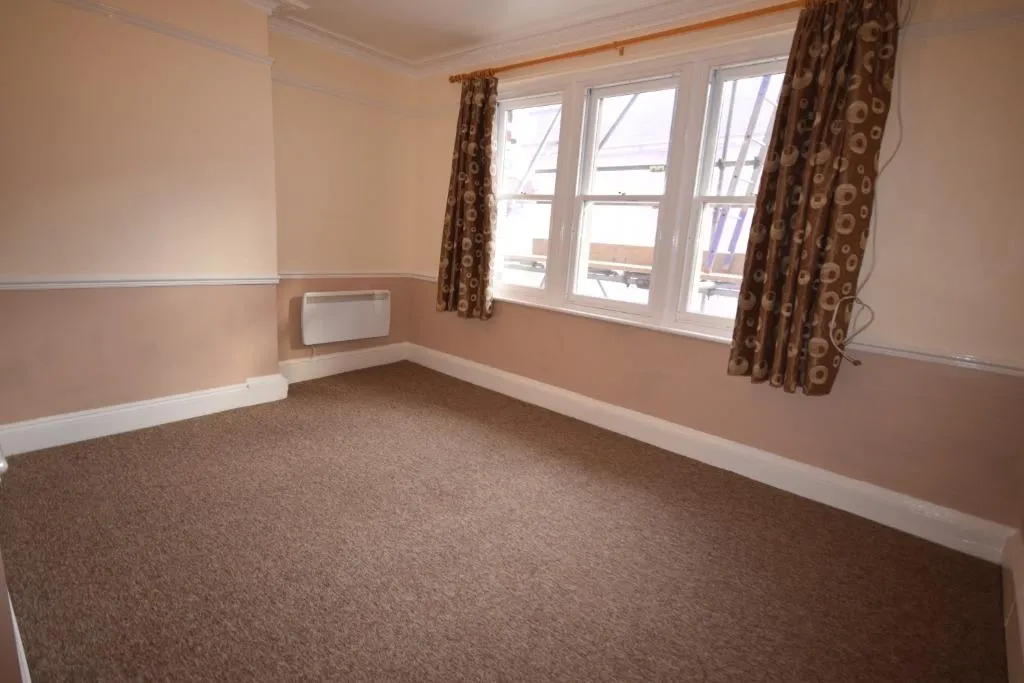 Bear Street, Barnstaple, EX32, photo 3