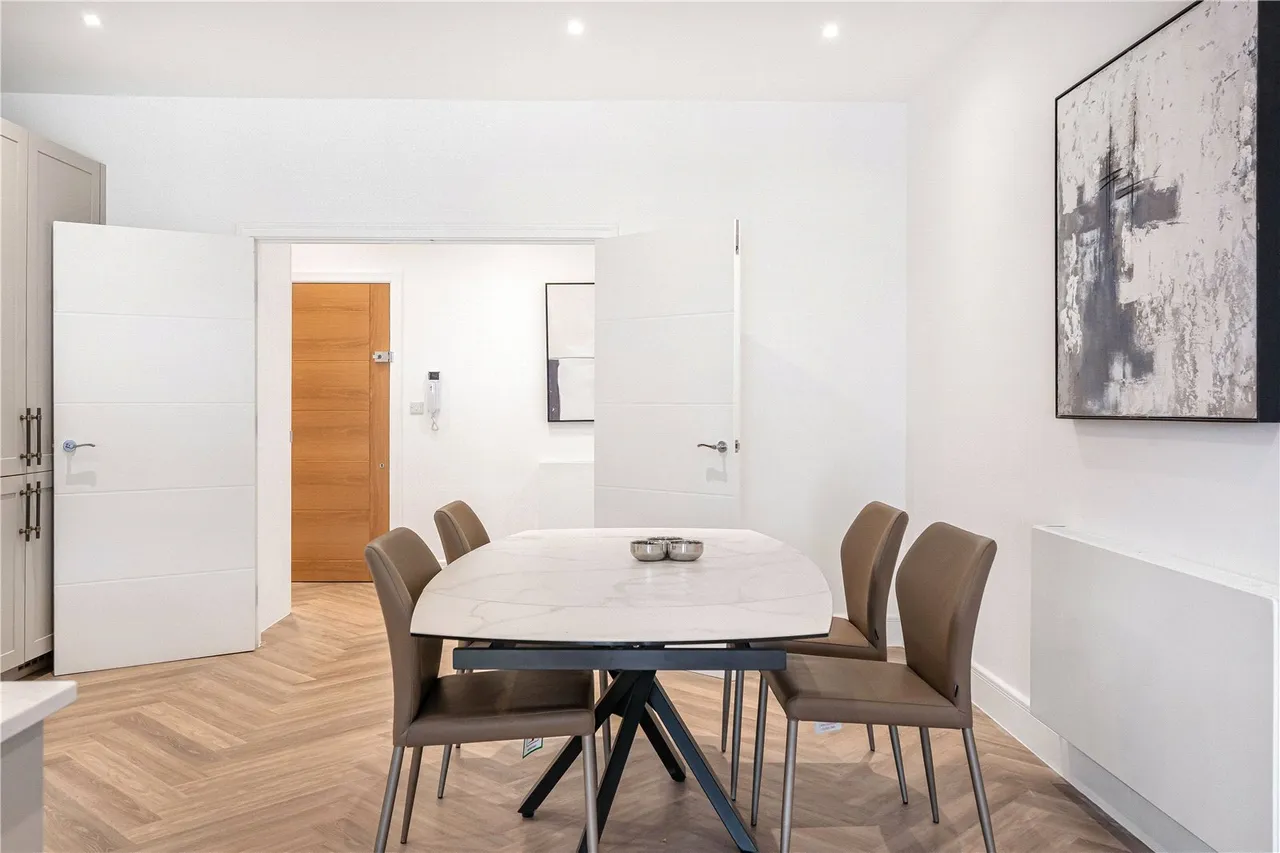Chase Side, Southgate, London, N14 4PR, photo 6