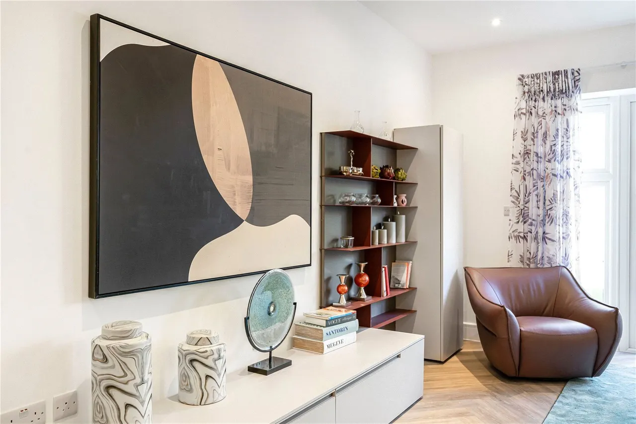Chase Side, Southgate, London, N14 4PR, photo 7