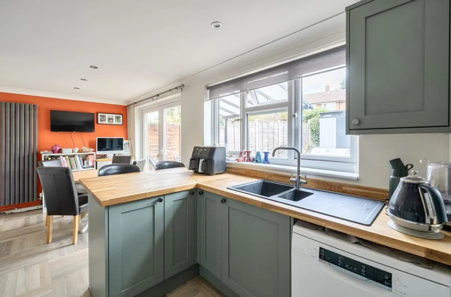 Shelley Avenue, Bracknell, RG12, photo 12