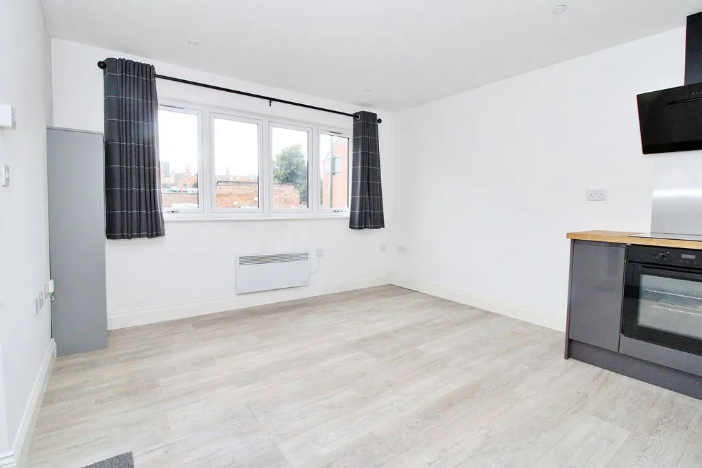Linden Tree House, Lodge Road, Rugby, CV21 2TF, photo 5