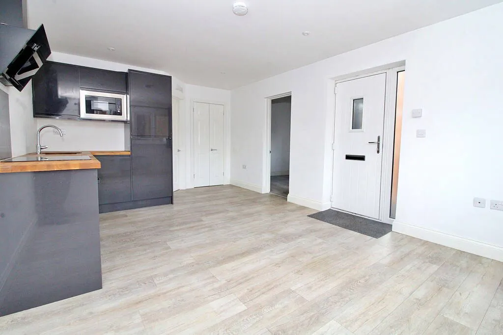 Linden Tree House, Lodge Road, Rugby, CV21 2TF, photo 6