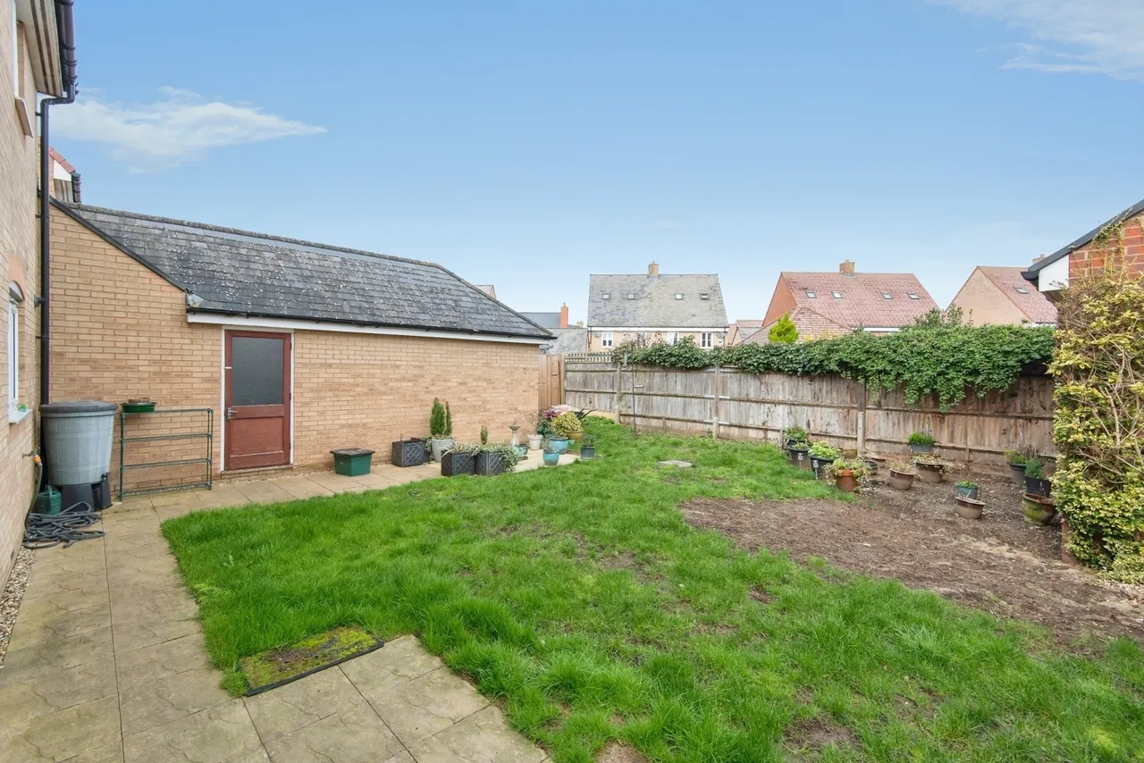 Walton Grove, Biggleswade, Bedfordshire, SG18, photo 19