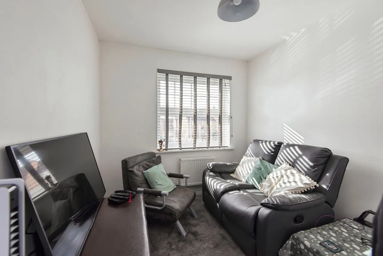 Walton Grove, Biggleswade, Bedfordshire, SG18, photo 16