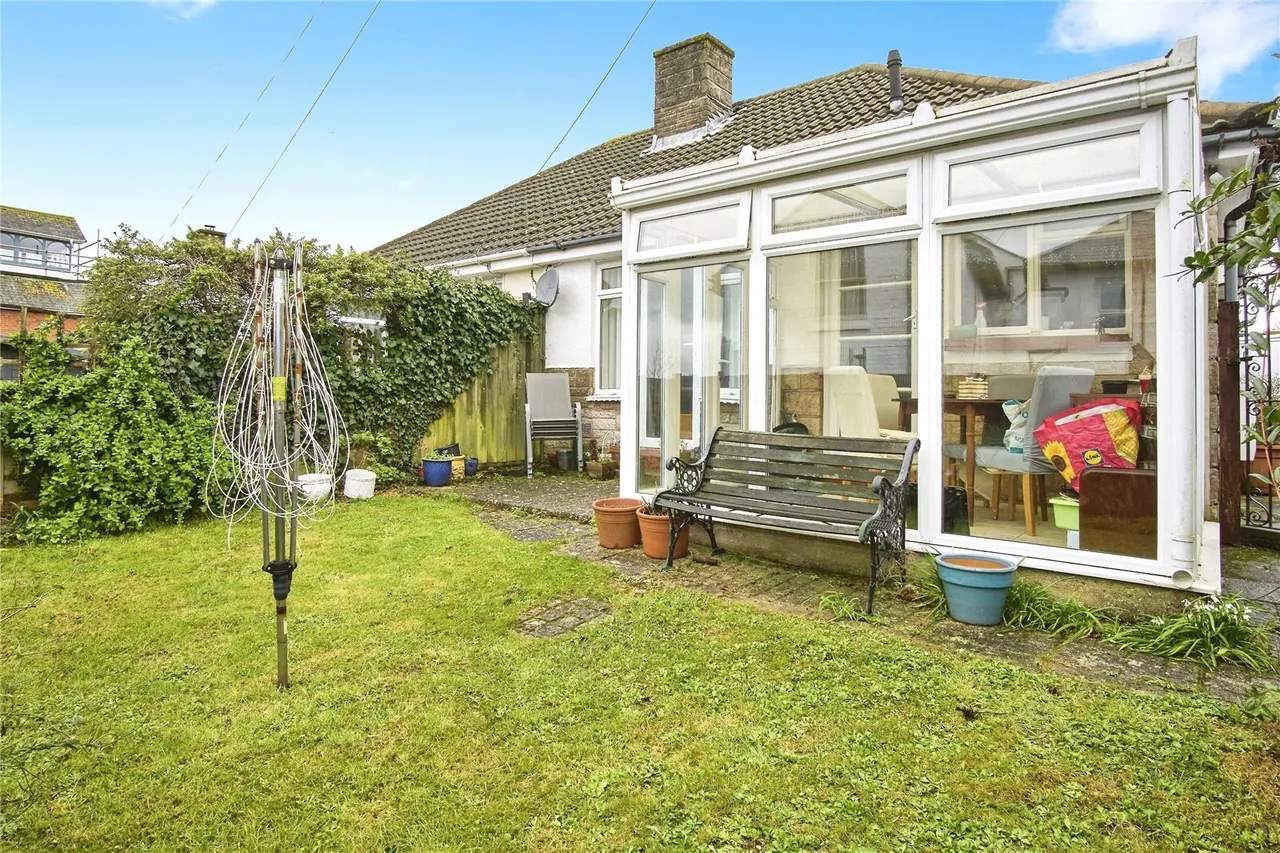 St. Marys Close, Ryde, PO33, photo 2