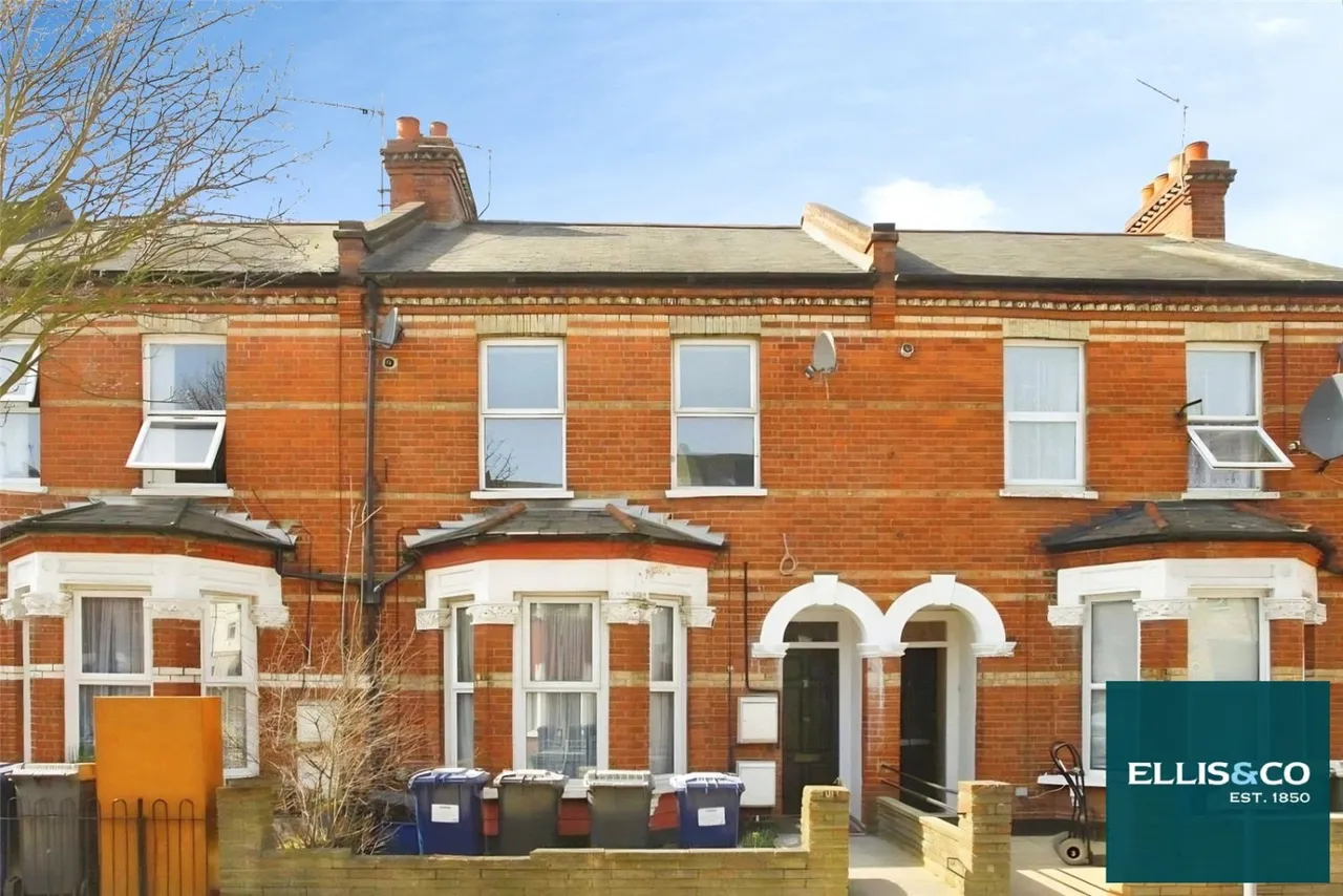 2 bed flat to rent, Ravenhurst Avenue, Hendon, NW4