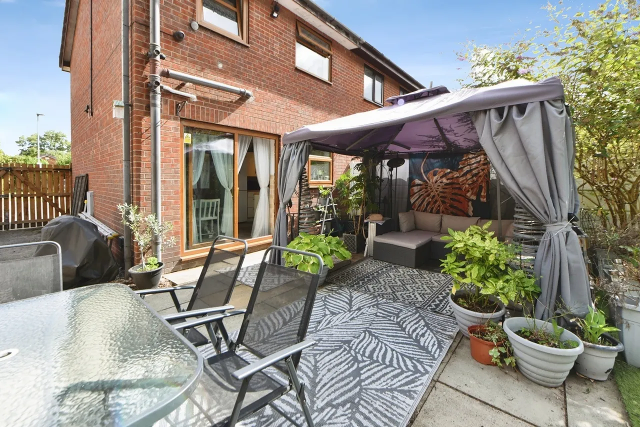 Thoralby Close, Manchester, M12, photo 15