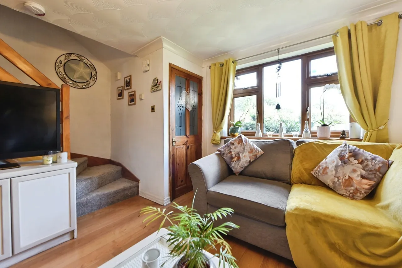 Thoralby Close, Manchester, M12, photo 4