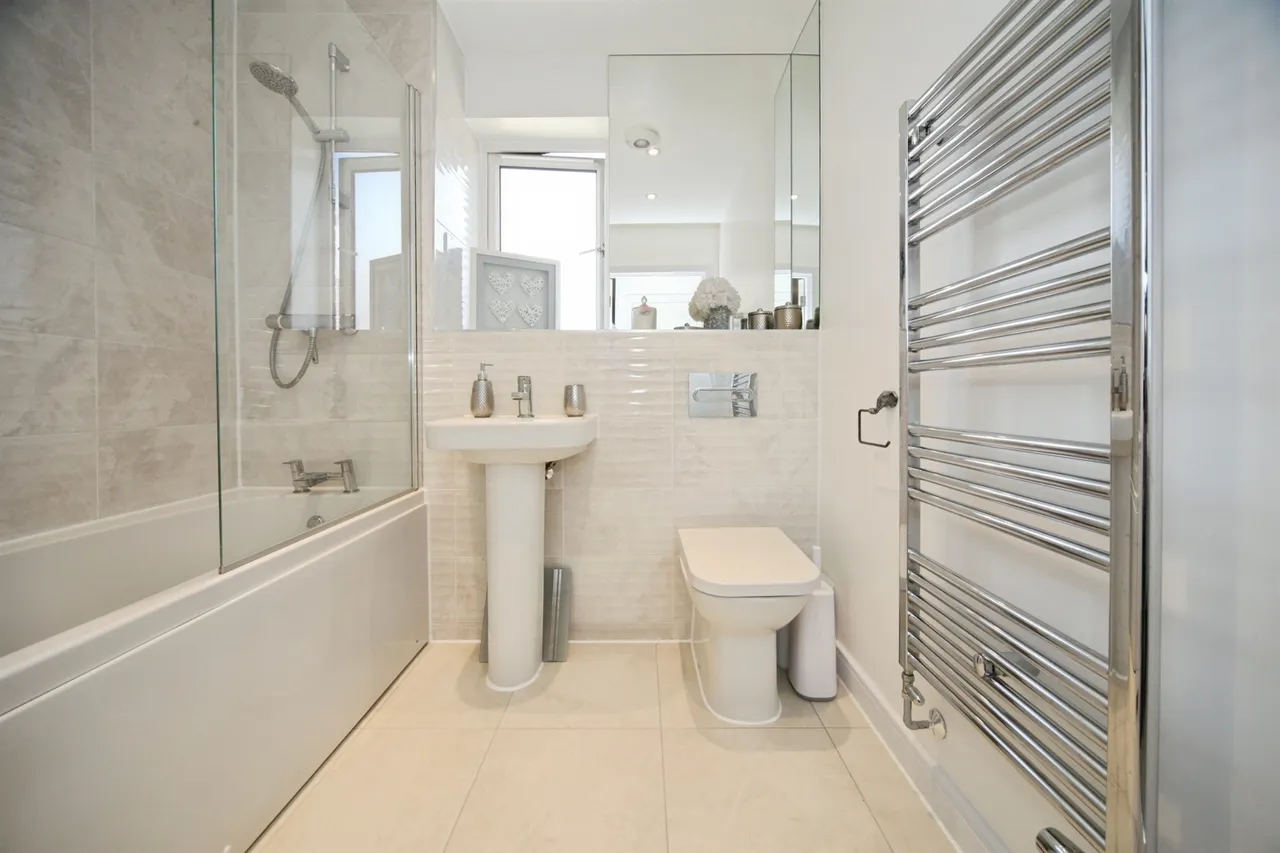 Lime Tree Drive, Houghton Regis, LU5, photo 10