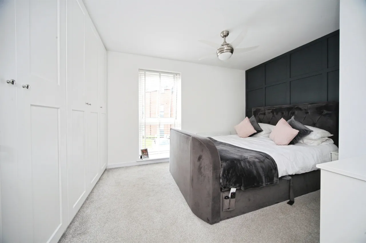 Lime Tree Drive, Houghton Regis, LU5, photo 8