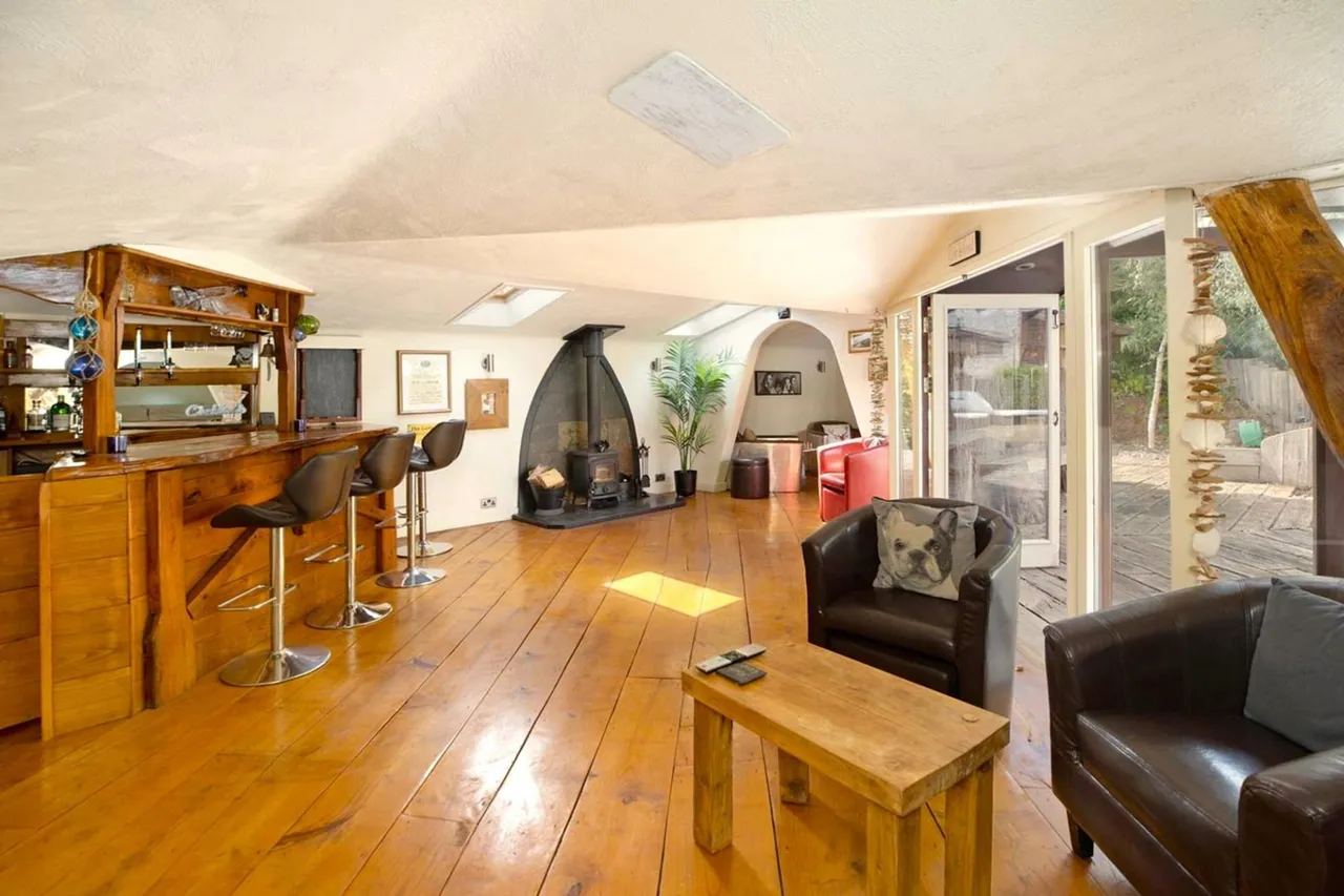 Bulleigh Barton Court, Ipplepen, TQ12, photo 25