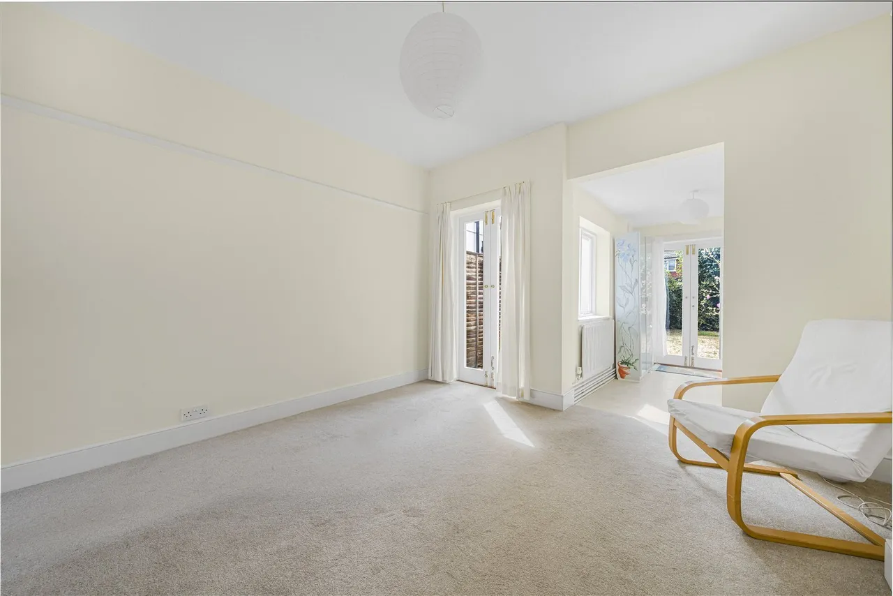 Sunnyside Road, Teddington, TW11, photo 2