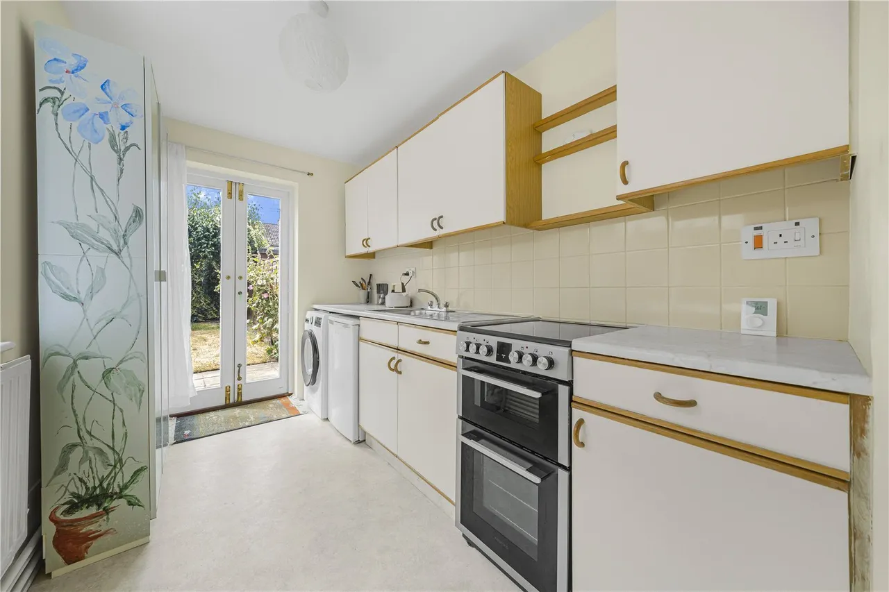 Sunnyside Road, Teddington, TW11, photo 4