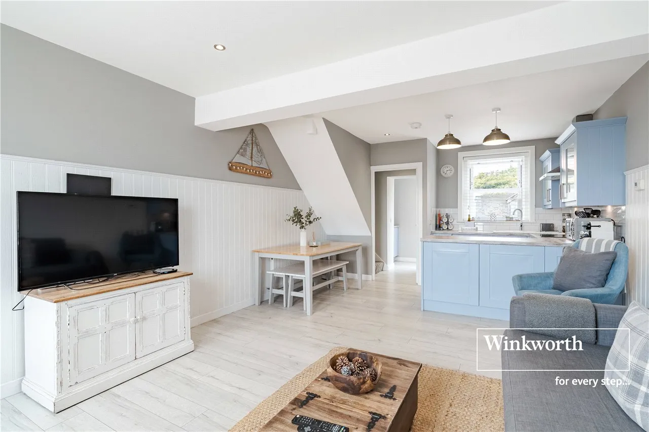 Ferry Road, Bournemouth, BH6, photo 4