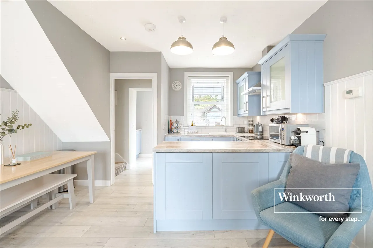 Ferry Road, Bournemouth, BH6, photo 5