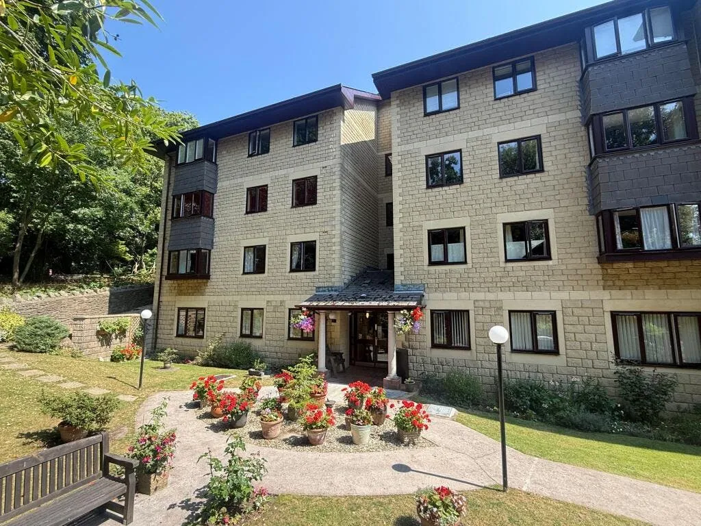 2 bed house for sale — Gardens Road, Alexandra Court Gardens Road, BS21