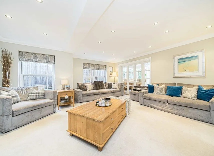 Wensleydale Road, Hampton, TW12, photo 2