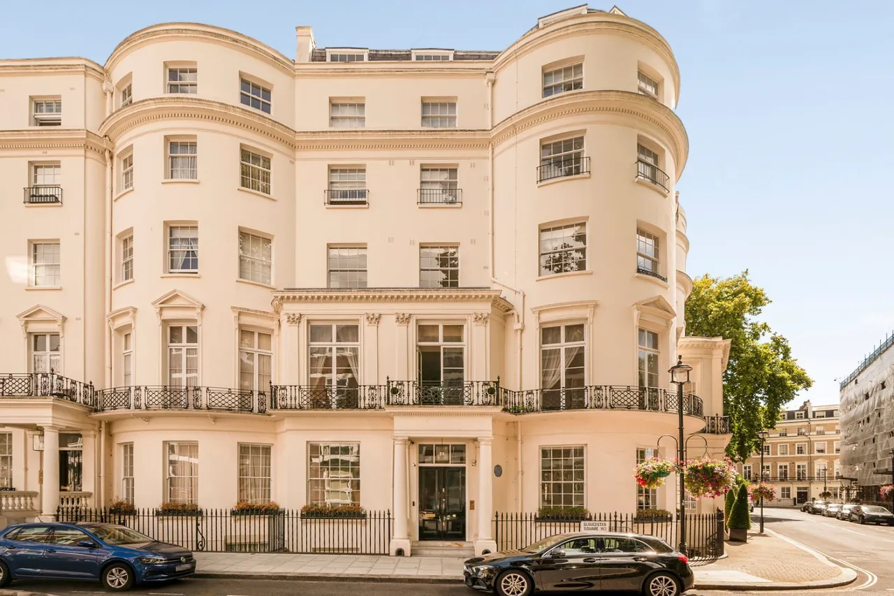Gloucester Square, W2, photo 7