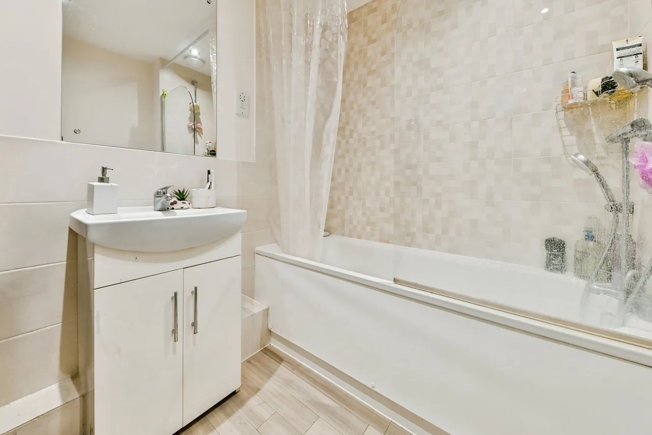 Swingate, Stevenage, Hertfordshire, SG1, photo 13