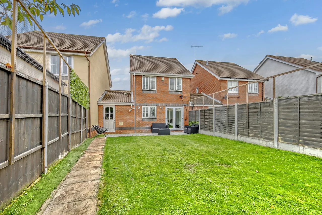 Hastings Close, Grays, Thurrock, RM17 5FE, Grays, Essex, RM17 5FE, photo 17