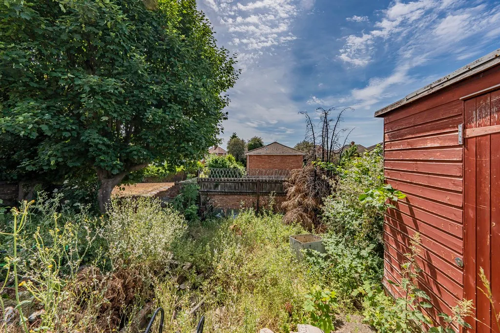 Lodge Close, Cowley, UB8, photo 15