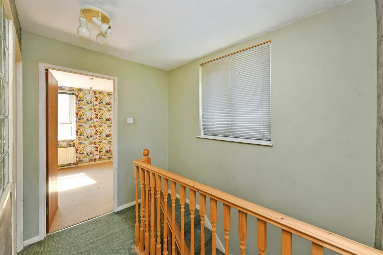 Dieppe Close, Plymouth, photo 9