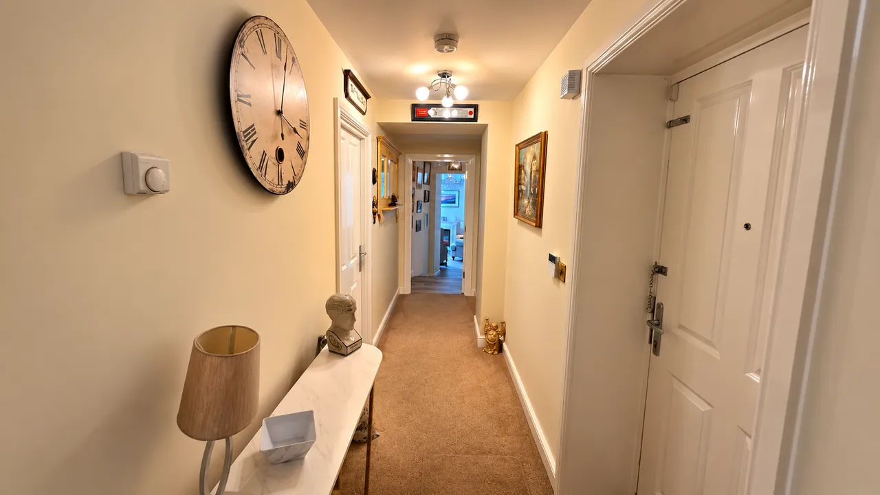 Chapel Drive, Dartford, DA2, photo 9