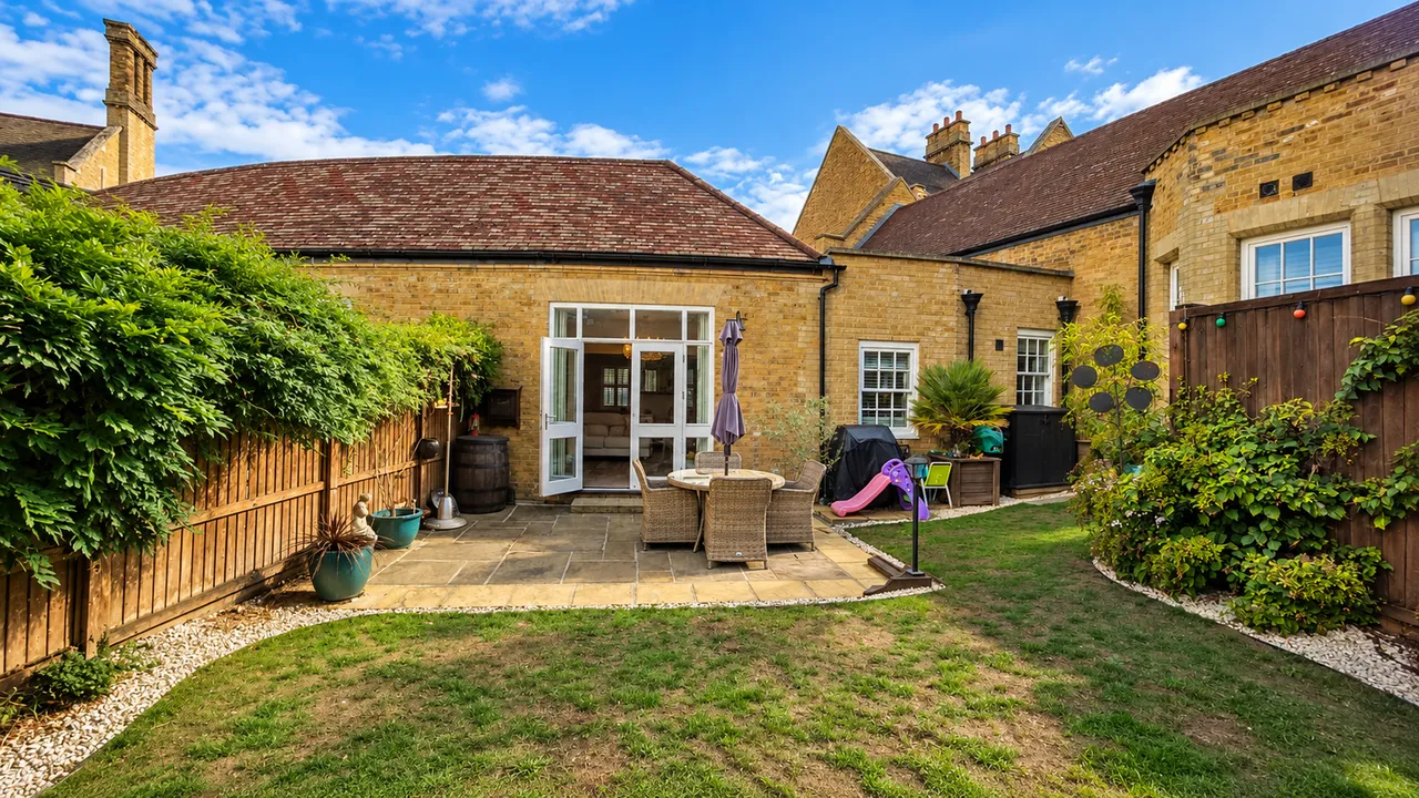 Chapel Drive, Dartford, DA2, photo 21