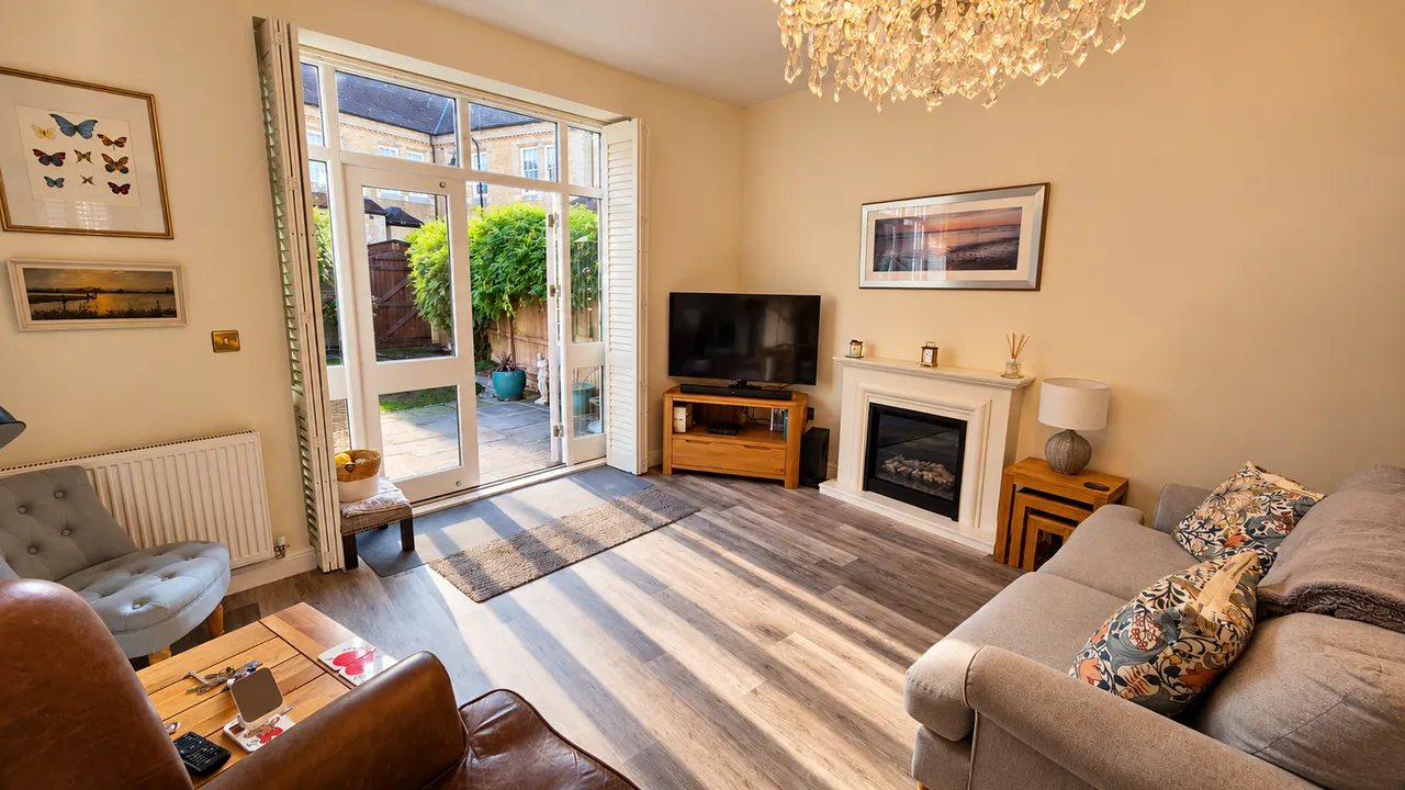 Chapel Drive, Dartford, DA2, photo 5
